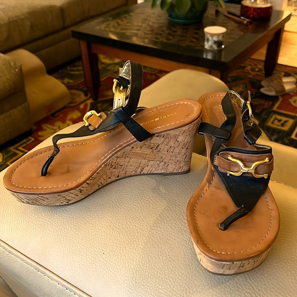 Tommy Hilfiger Cork Wedge Sandals 👡 Sz 8.5